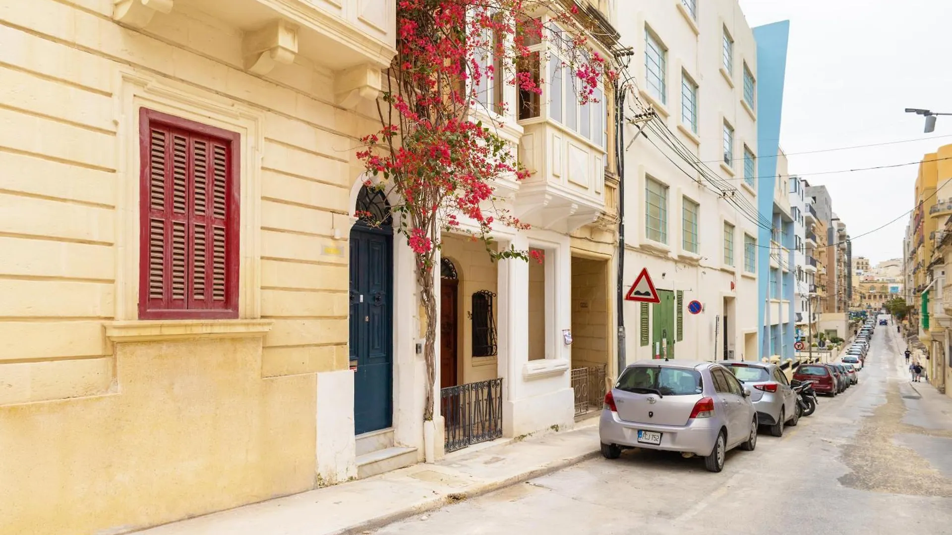 Quiet Double Ensuite Room Sliema Malta