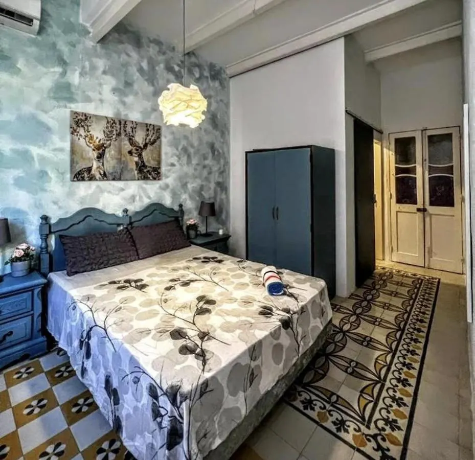 Quiet Double Ensuite Room Sliema