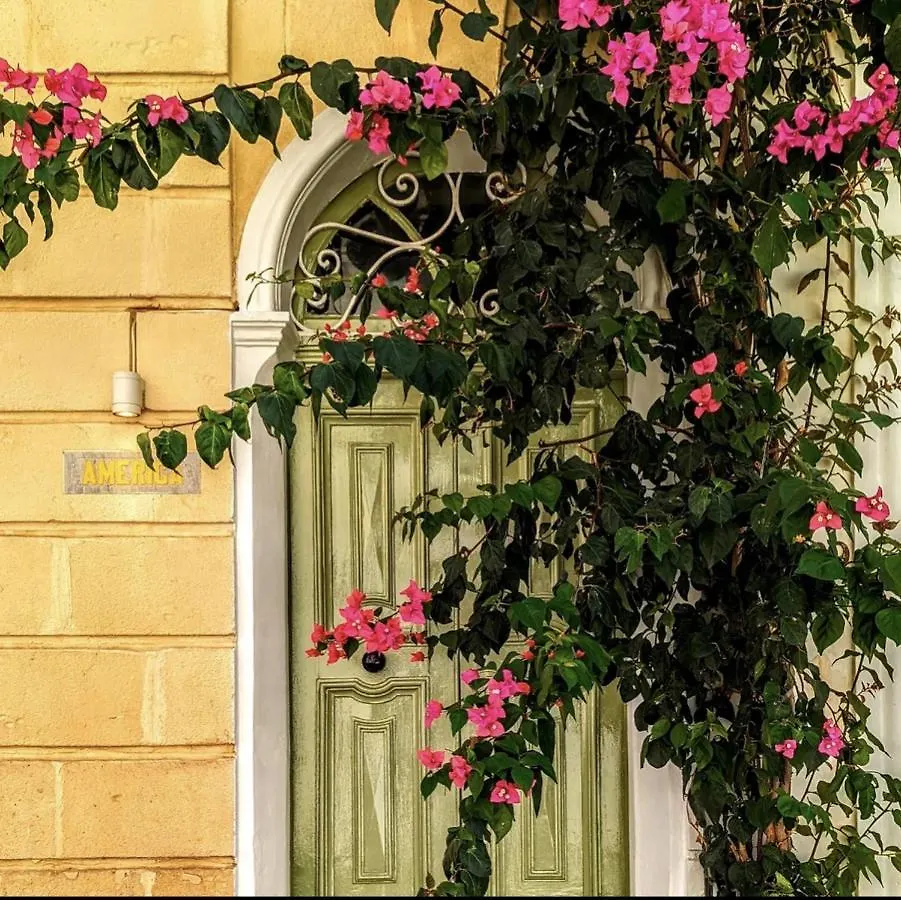 Guest house Quiet Double Ensuite Room Sliema
