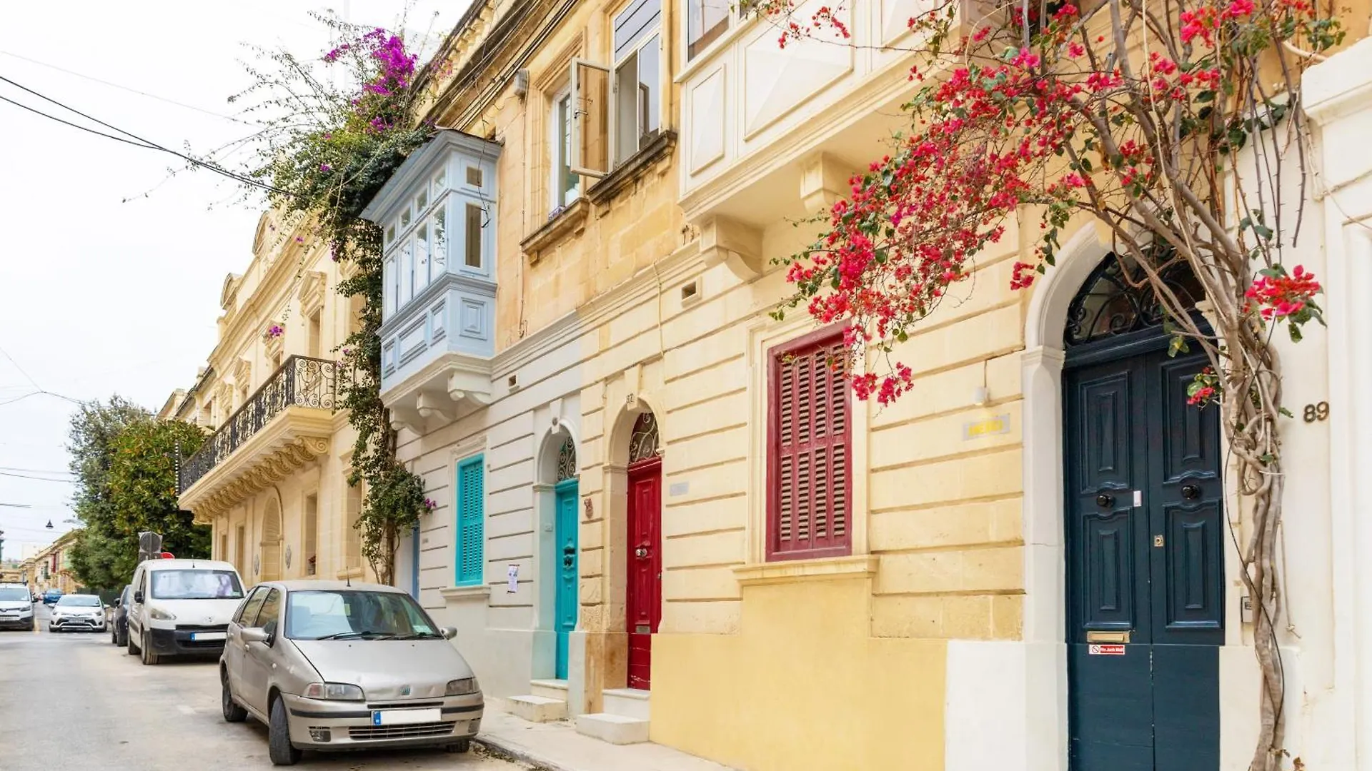 Quiet Double Ensuite Room Sliema Guest house